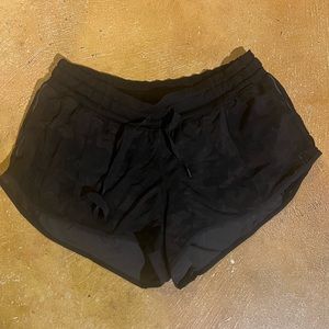 Lululemon hotty hots